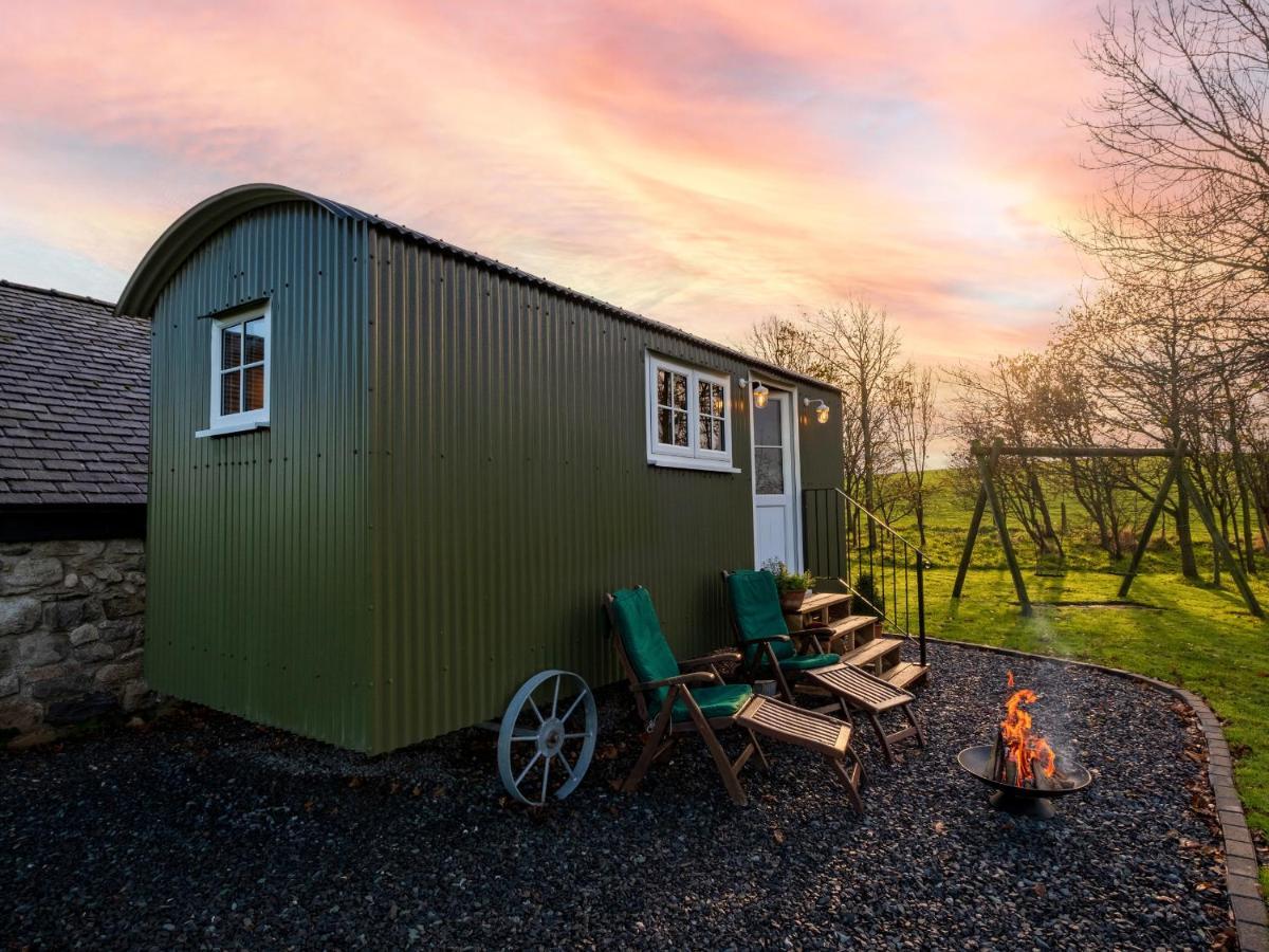 The Pleasant Hut At Mountpleasant Farm Villa Ulverston Luaran gambar