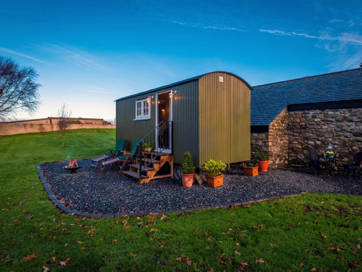 The Pleasant Hut At Mountpleasant Farm Villa Ulverston Luaran gambar